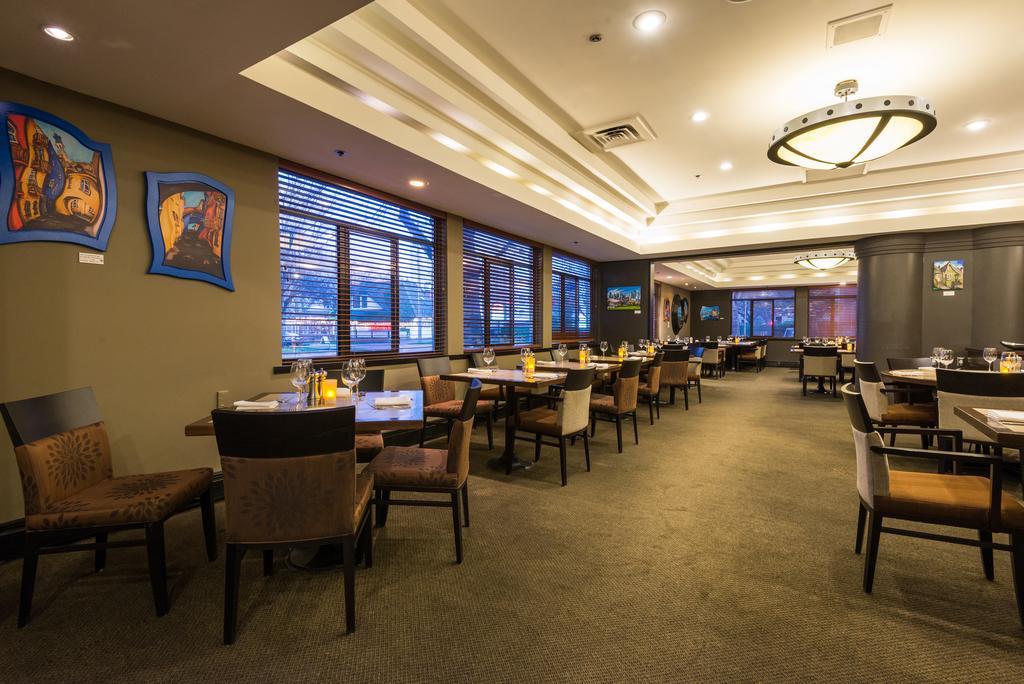 Harbour Towers Hotel & Suites Виктория Екстериор снимка